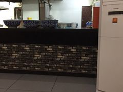 牛一嘴·中国兰州牛肉拉面(财富中心店)-牛一嘴·兰州牛肉面·大盘鸡(财富中心店)