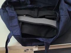 -爱革·奢品·鞋包·衣物·家居(金桥国际商业广场店)