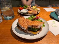 -JINNS锦时 steak&pizza(浸信会礼拜堂旧址店)