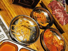 -青瓦炭韩潮烤肉(花园道店)