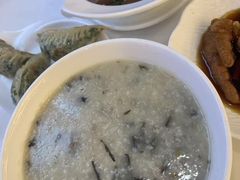 -万山楼海鲜酒家·二十三年老字号