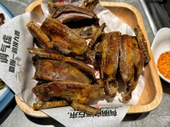 吊炉带皮鸽子-鼎原力量吊炉烧烤主题餐厅(临河街店)