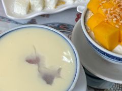 招牌香滑凤凰奶-周大娘牛乳(旧寨古村总店)