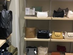 -hotwind热风(中贸广场店)