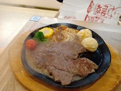 -豪约客牛排(百大奥莱店)