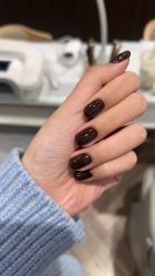 -花岐款式专研健康美甲沙龙