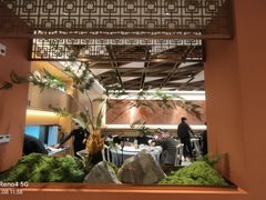 -双湖园·地标武汉菜(黄鹤楼解放路店)