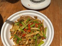 -聚鑫朋酸菜肥肠(九龙仓店)