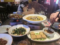 -阿财老铺·老蚌埠龙虾城(华夏总店)