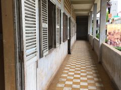 -吐斯廉屠杀博物馆