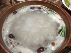 -虾弄弄海派小龙虾·牛羊蝎子火锅