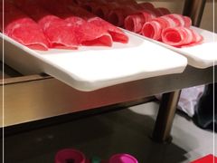 -海底捞火锅(曹安公路店)