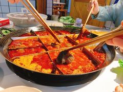 -岗上渣渣老火锅(两路口店)