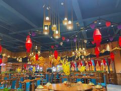 大堂-老滇山寨•云南特色菜•地方菜•民族风情歌舞表演(金碧店)