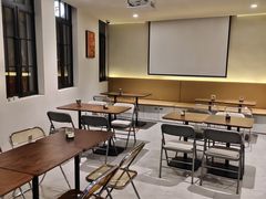 -Fridi Patisserie Cafe