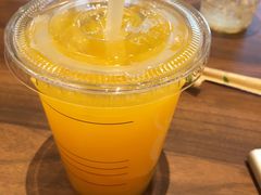 -瑞幸咖啡(江汉路中山大道店)