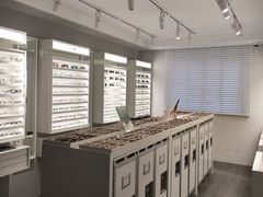 -目艮眼镜SHOWROOM(品牌集合店)