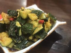 -胖哥俩肉蟹煲(湖滨银泰in77店)