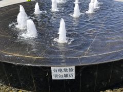 -资和信百货商场