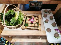 有机田园杂菜拼-椰夫人·养生椰子鸡(金沙洲永旺店)