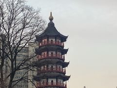 -绳金塔