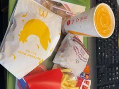 -麦当劳(卫星广场店)