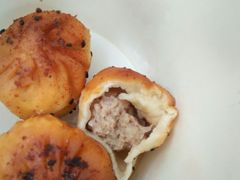 -香山胡记吴江路生煎(灵山路店)