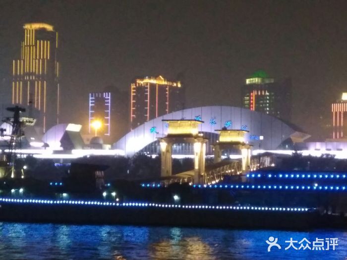 武汉两江游览·夜游长江(汉口粤汉码头)图片