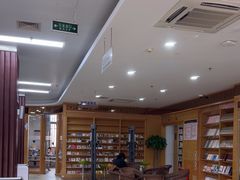 -浦东新区花木街道图书馆