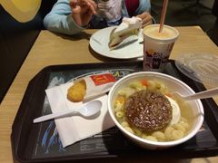 扭扭粉早餐-麦当劳(星光行店)