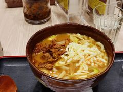 泡菜五花肉咖喱乌冬-CoCo壱番屋