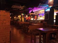 -Helens海伦司小酒馆(复旦大学店)