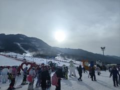 -鳌山滑雪度假区