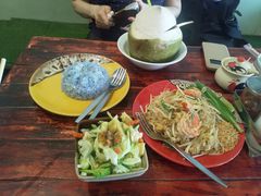 -Pad Thai Kratong Thong by ama