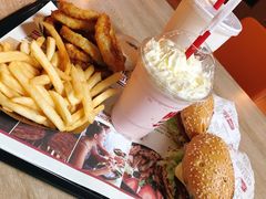 -The Habit Burger Grill 哈比特汉堡(复兴soho店)