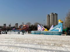 -欢乐水魔方水世界