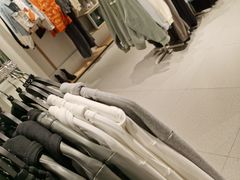 -hotwind热风(国际商场店)