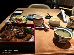 -本源食集 日式烧肉·炉端烧(东海缤纷店)