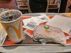 -麦当劳(中山公园龙之梦店)