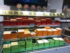 -极有家小鱼小鸡石锅煲(佳兆业店)