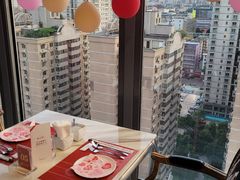 -克丽司汀酒店-日光阁餐厅