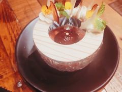 草莓奶冻-AZUL by FUEL蓝色·法式酒馆(琶醍店)