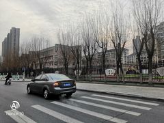 -秦皇岛市西港路小学