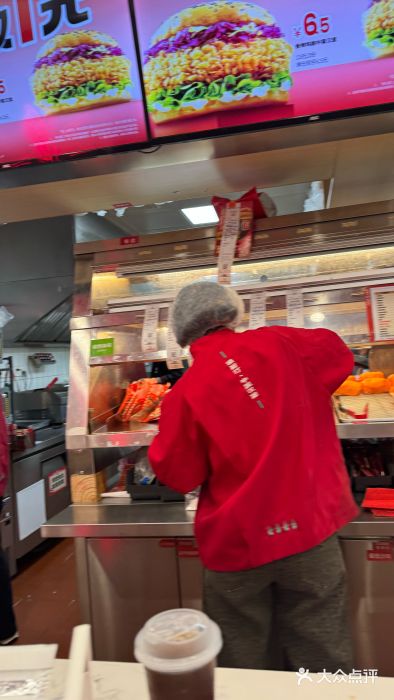 塔斯汀·中国汉堡(蓝润置地广场店)图片