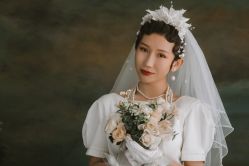 -红番婚纱礼服
