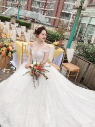 -艾米丽婚纱礼服