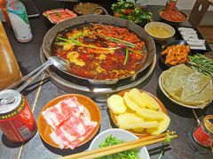 -四小区火锅·巷子里的重庆火锅(花照壁店)