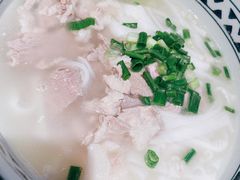 老长沙土猪肉粉-三两粉(深圳龙华上塘店)