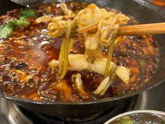 -鸿顺老铁锅美蛙鱼府(解放碑店)