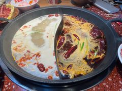 -赵美丽·重庆社区火锅·直营店(火车东站·中豪国际店)